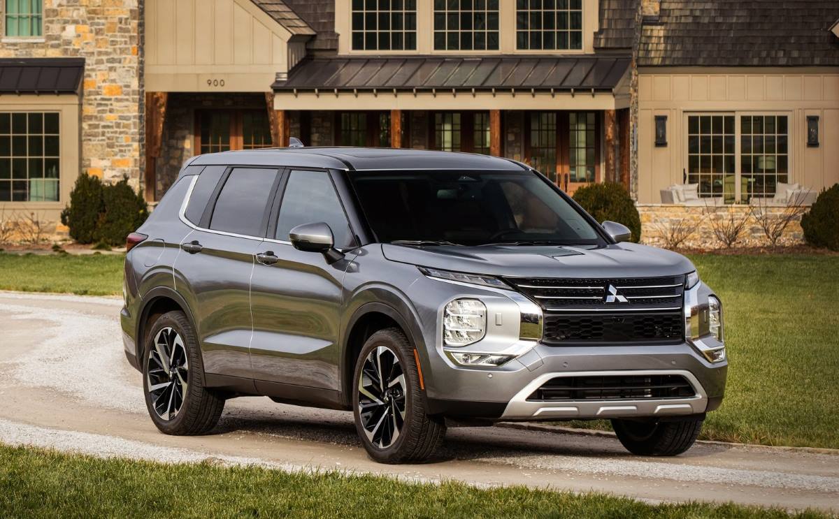 Mitsubishi Outlander 2022 2