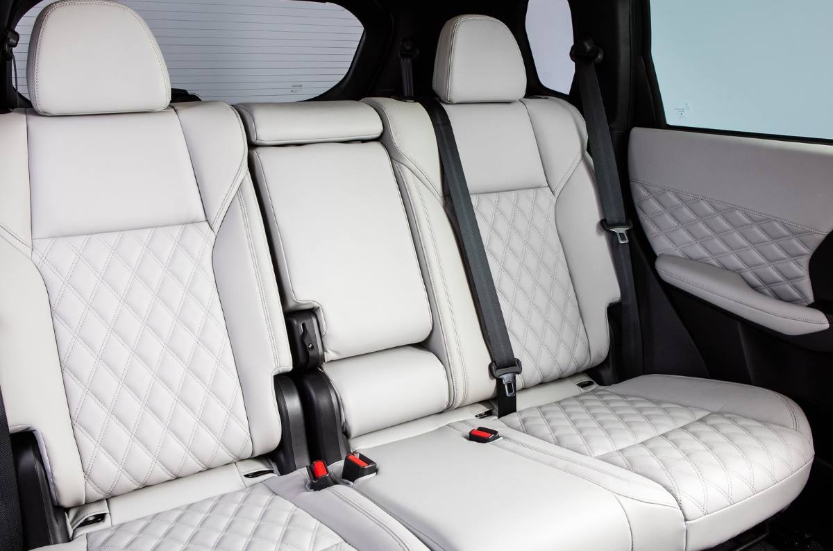 Mitsubishi Outlander 2022 4