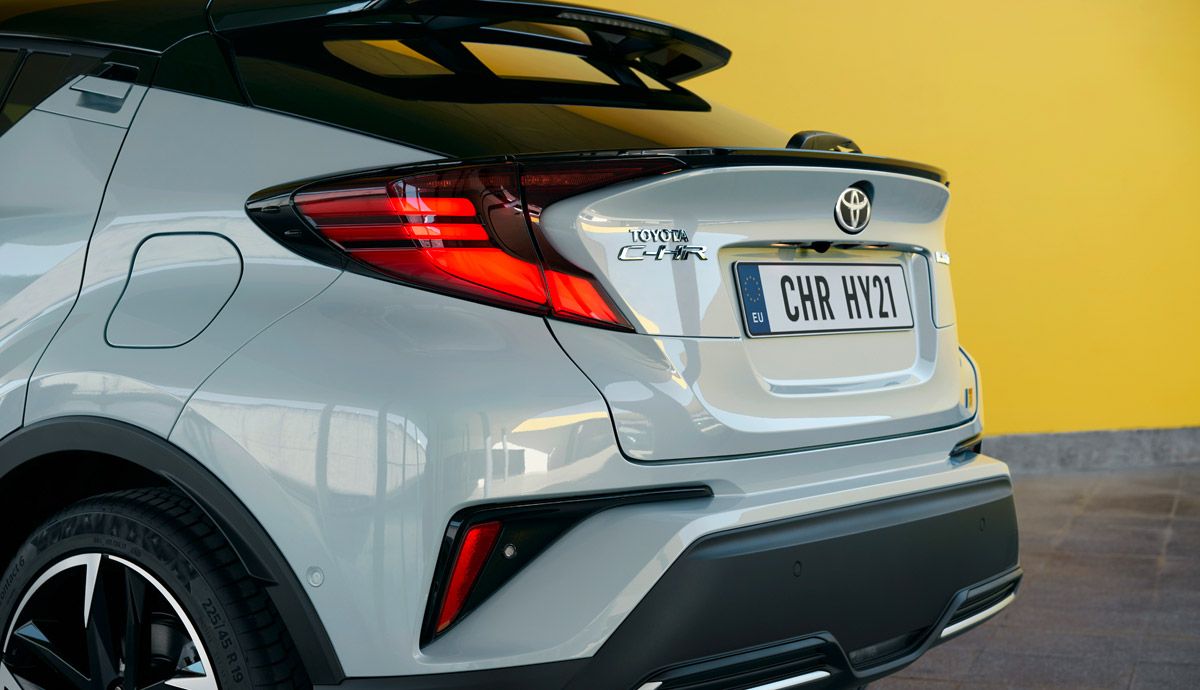 Toyota C-HR 2021 híbrido.