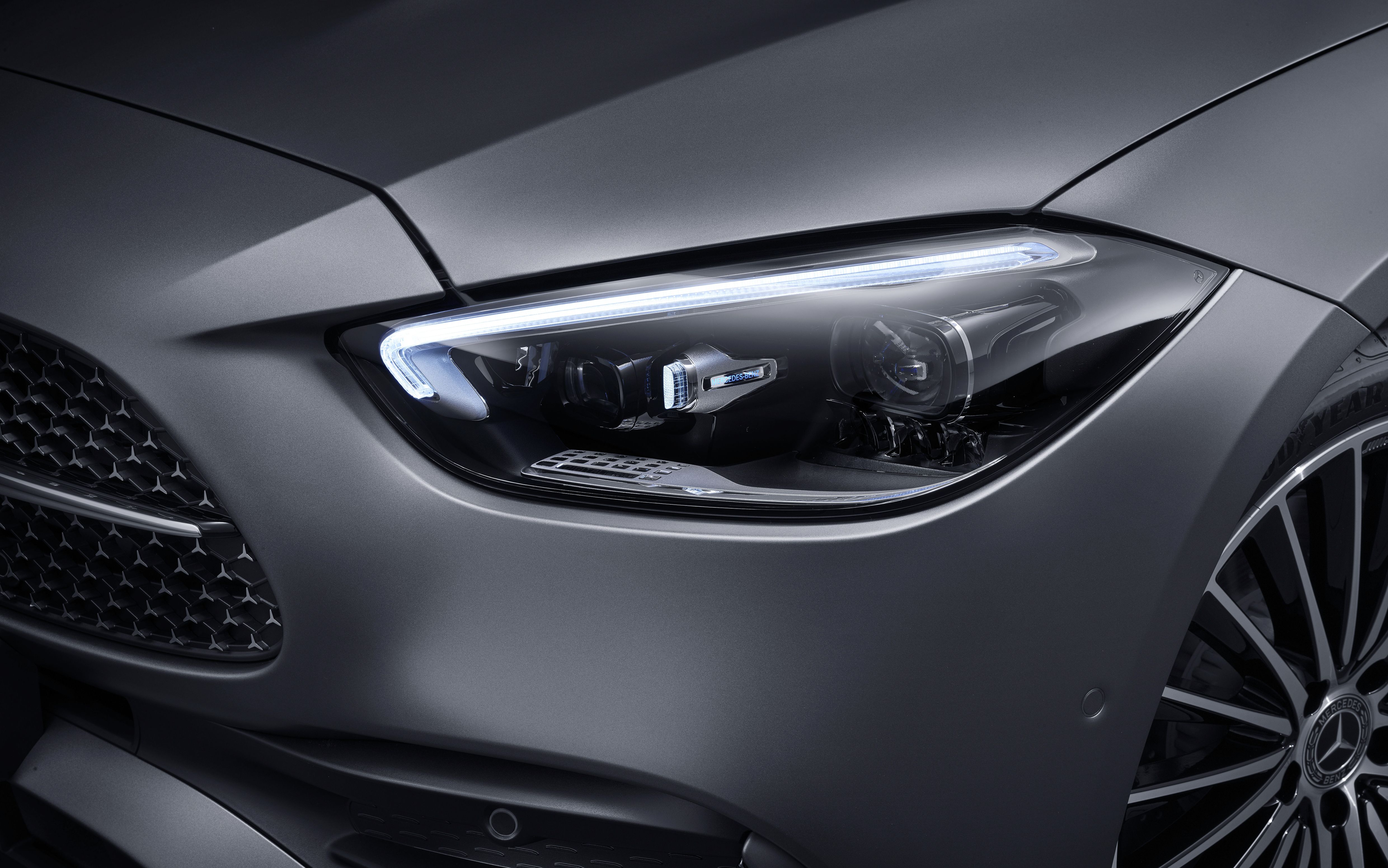 Los motores y la tecnología del nuevo GLC también se toman del Clase C (en la foto).