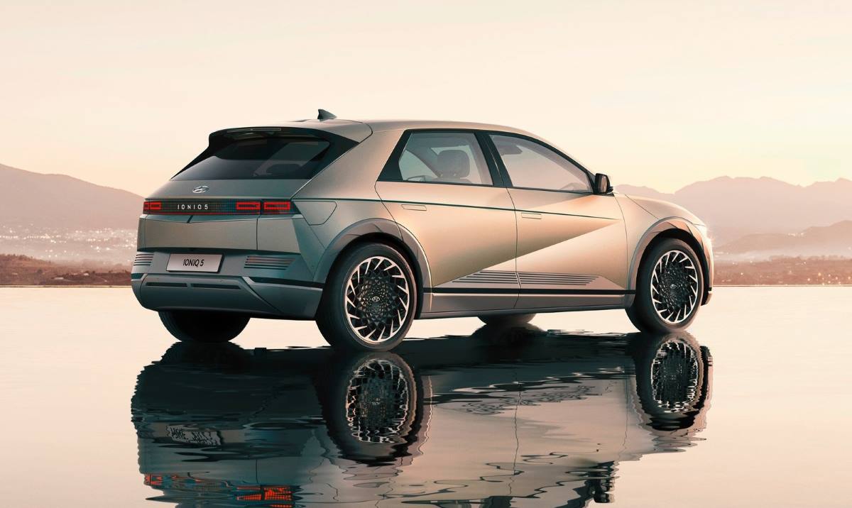 Hyundai Ioniq 2021 4