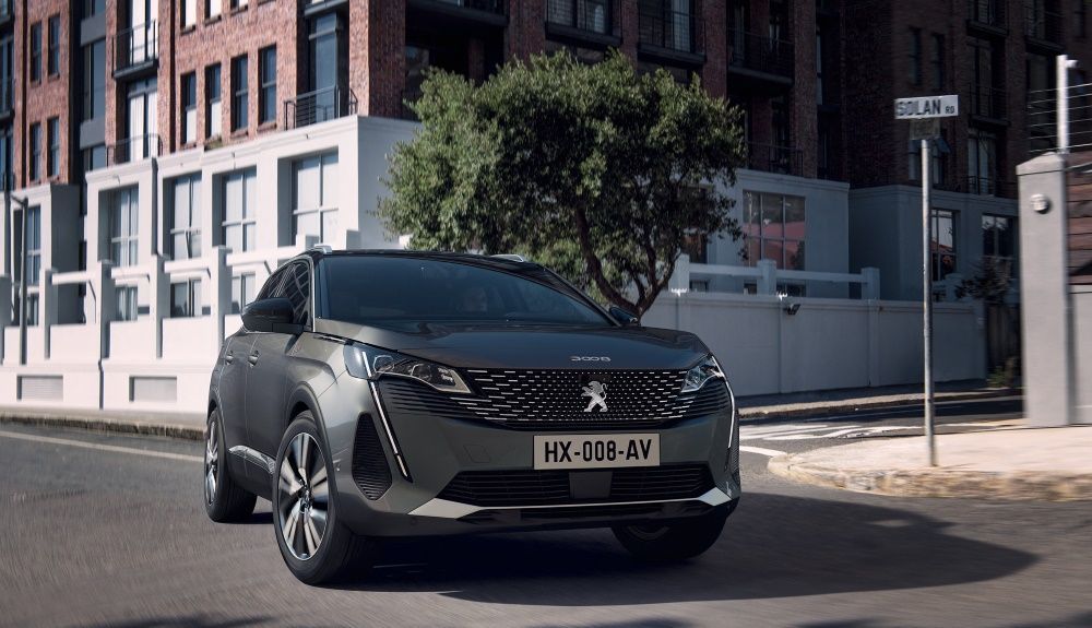El Peugeot 3008 2021 estrena un nuevo frontal en la marca.