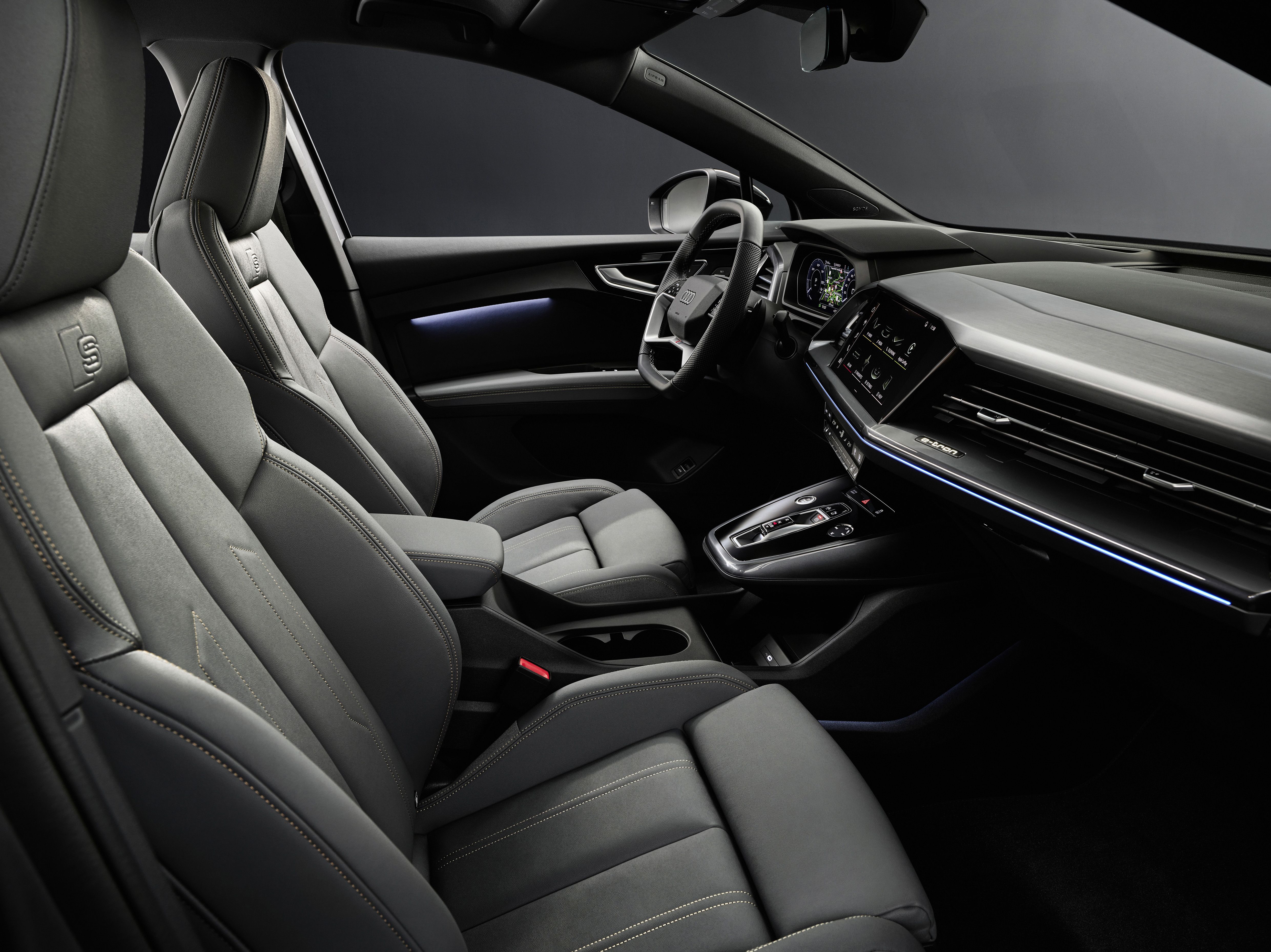 Audi Q4 e-tron 2021