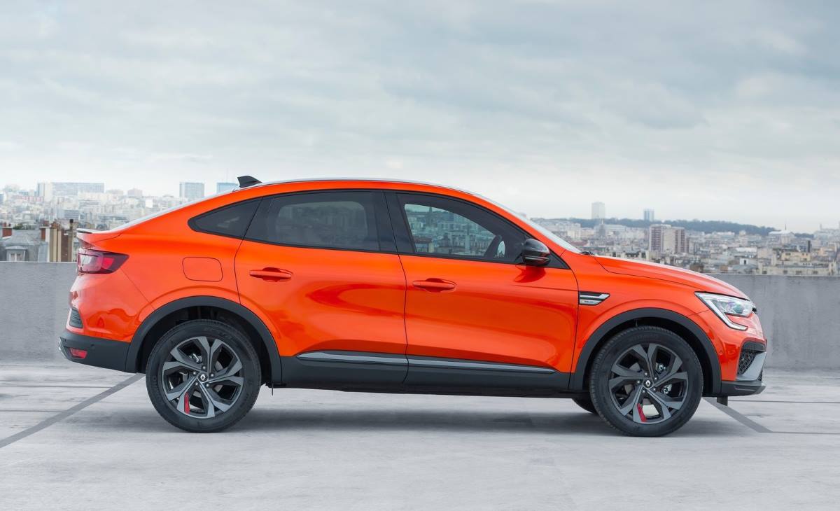 Silueta del Renault Arkana 2021