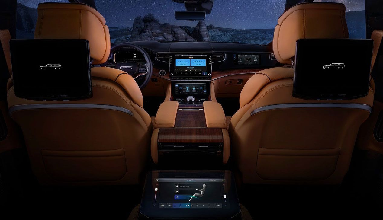 Jeep Grand Wagoneer 