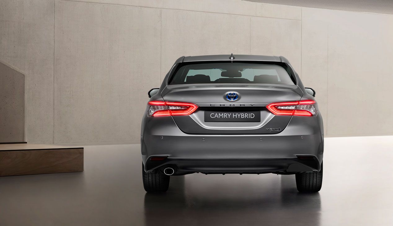 Toyota Camry Electric Hybrid 2021