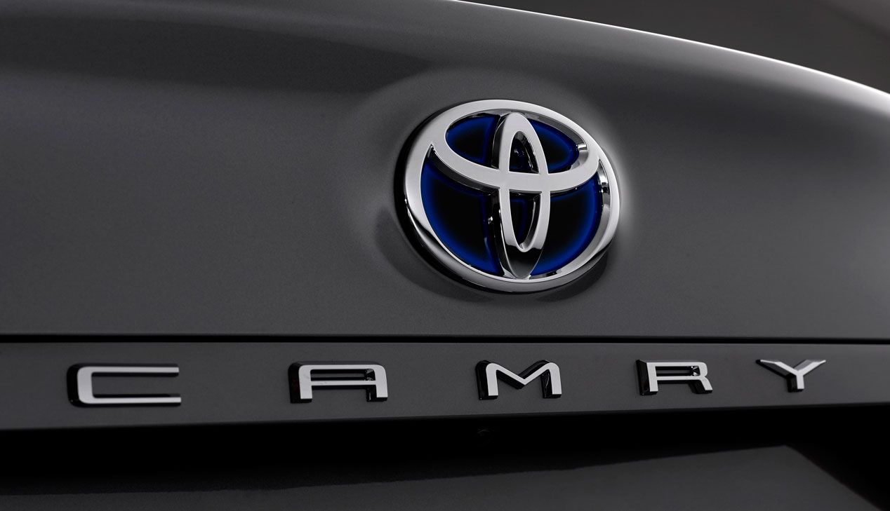 Toyota Camry Electric Hybrid 2021