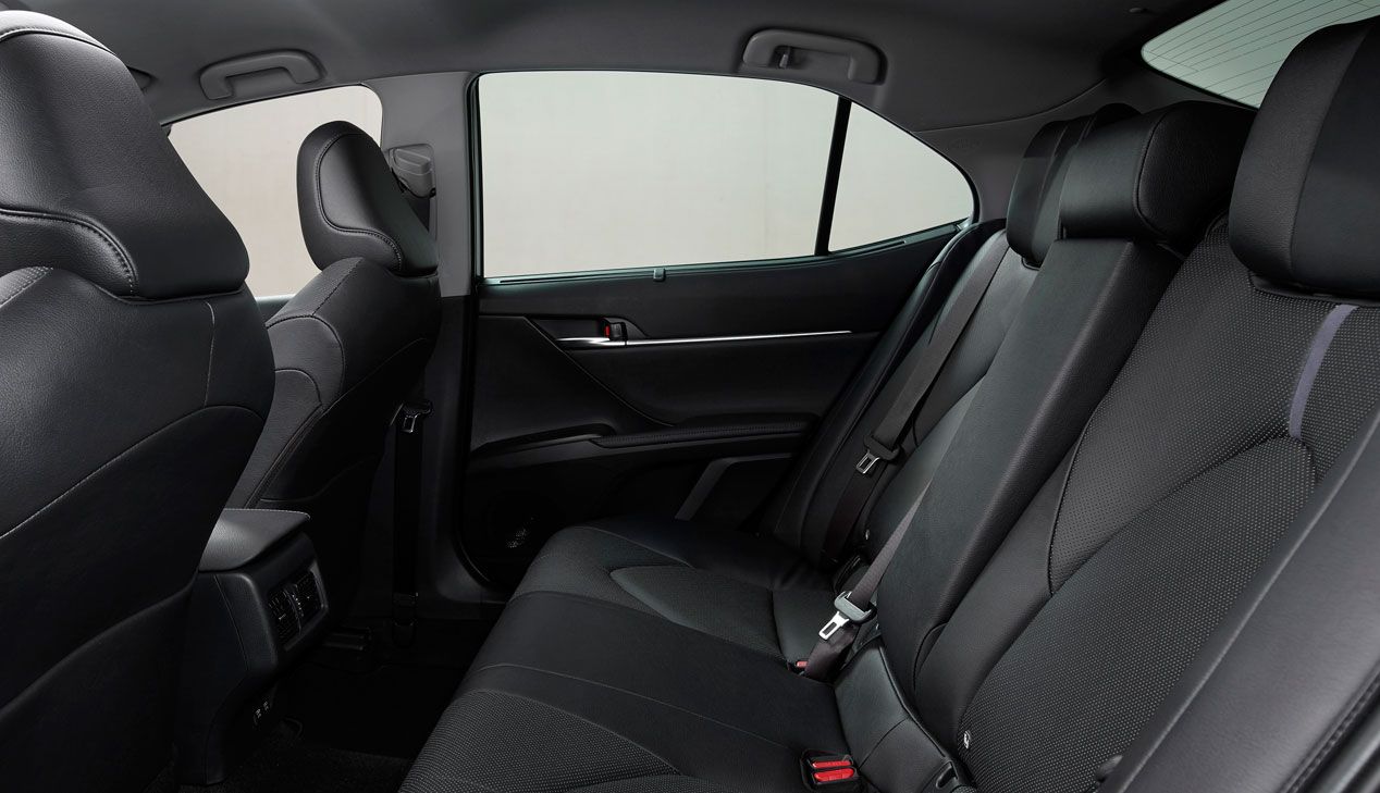 Toyota Camry Electric Hybrid 2021