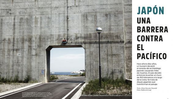 El muro de 450 kilómetros corre a lo largo de la costa noreste de Japón.