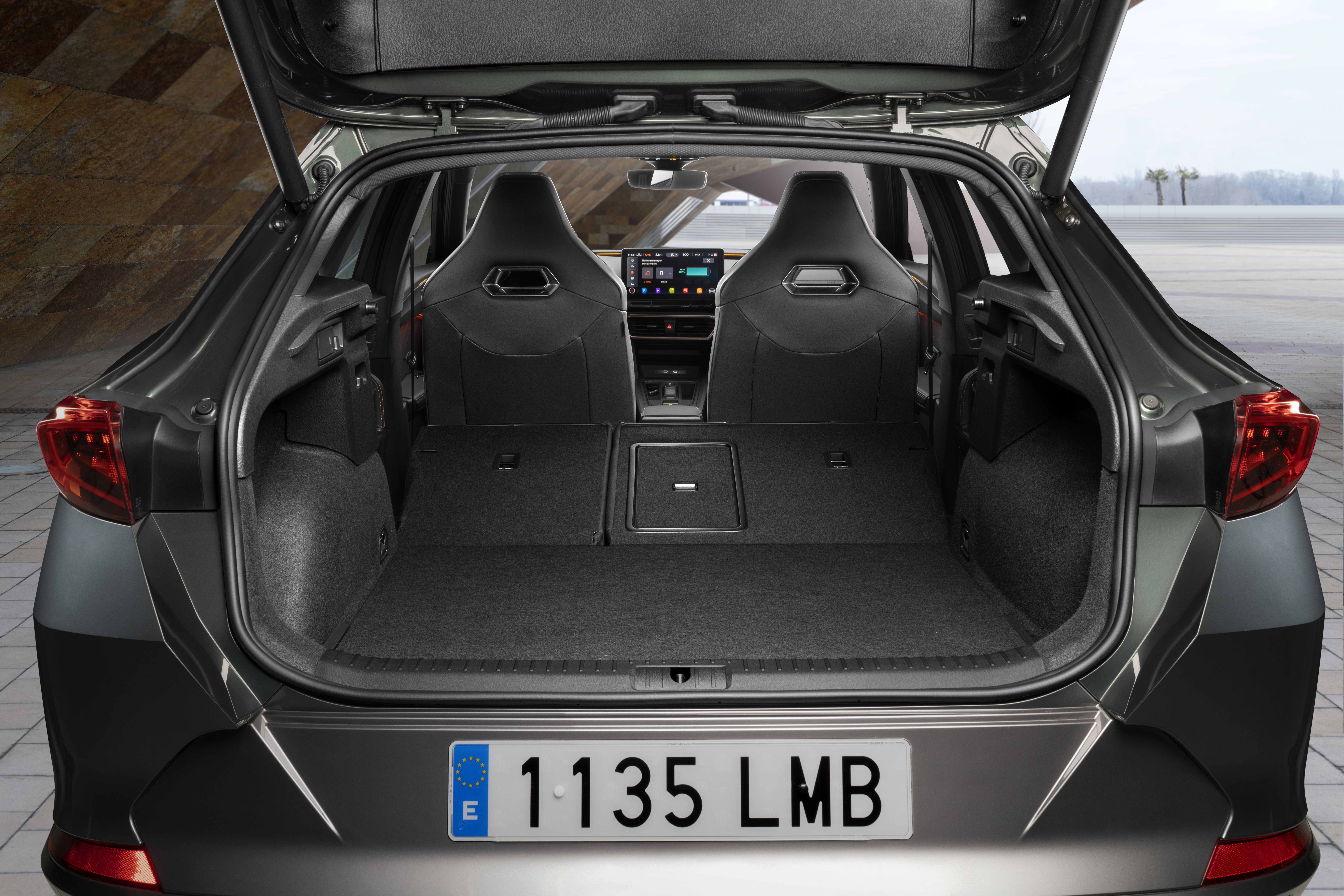 Cupra Formentor VZ e-Hybrid.