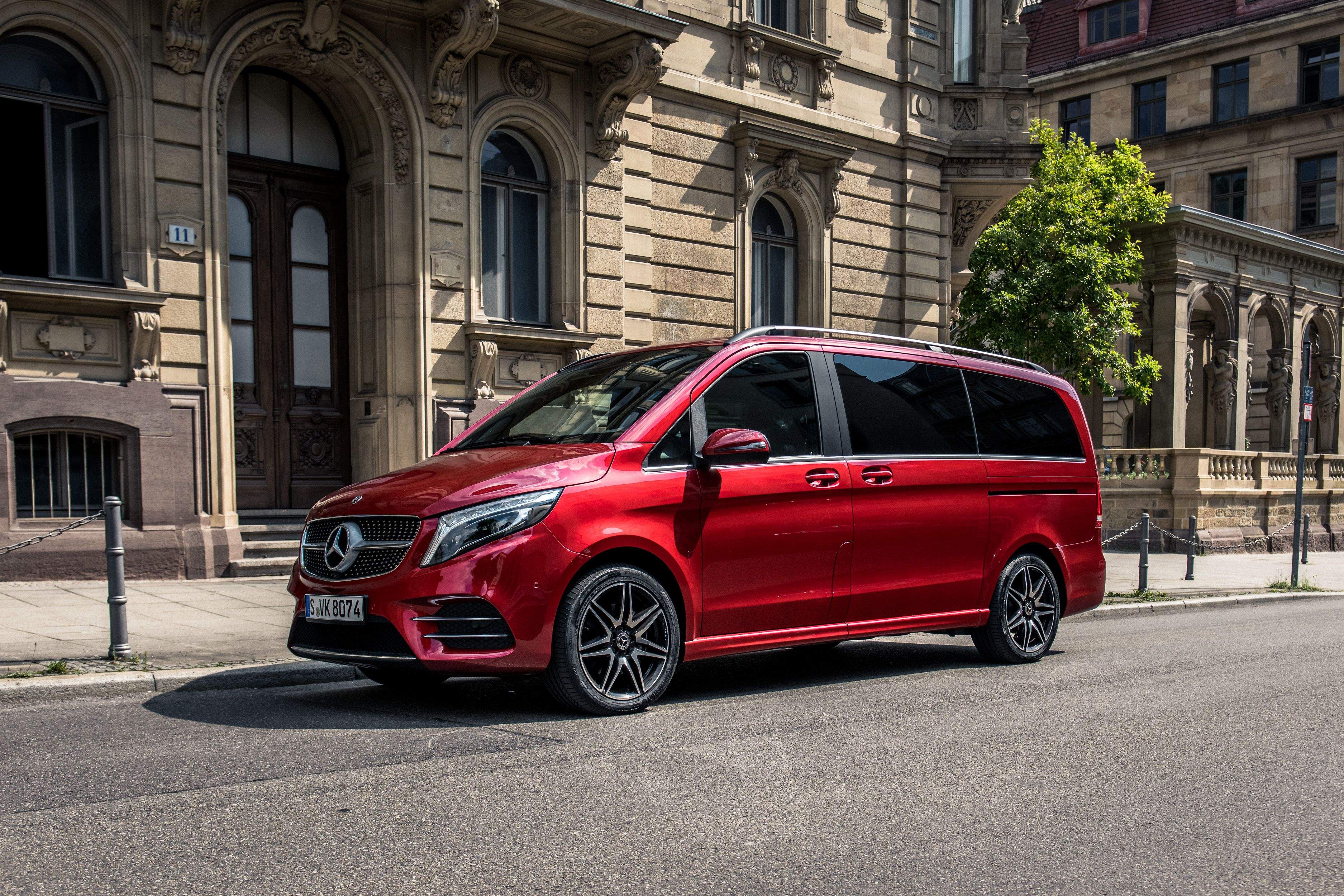 Mejor monovolumen: MERCEDES CLASE V