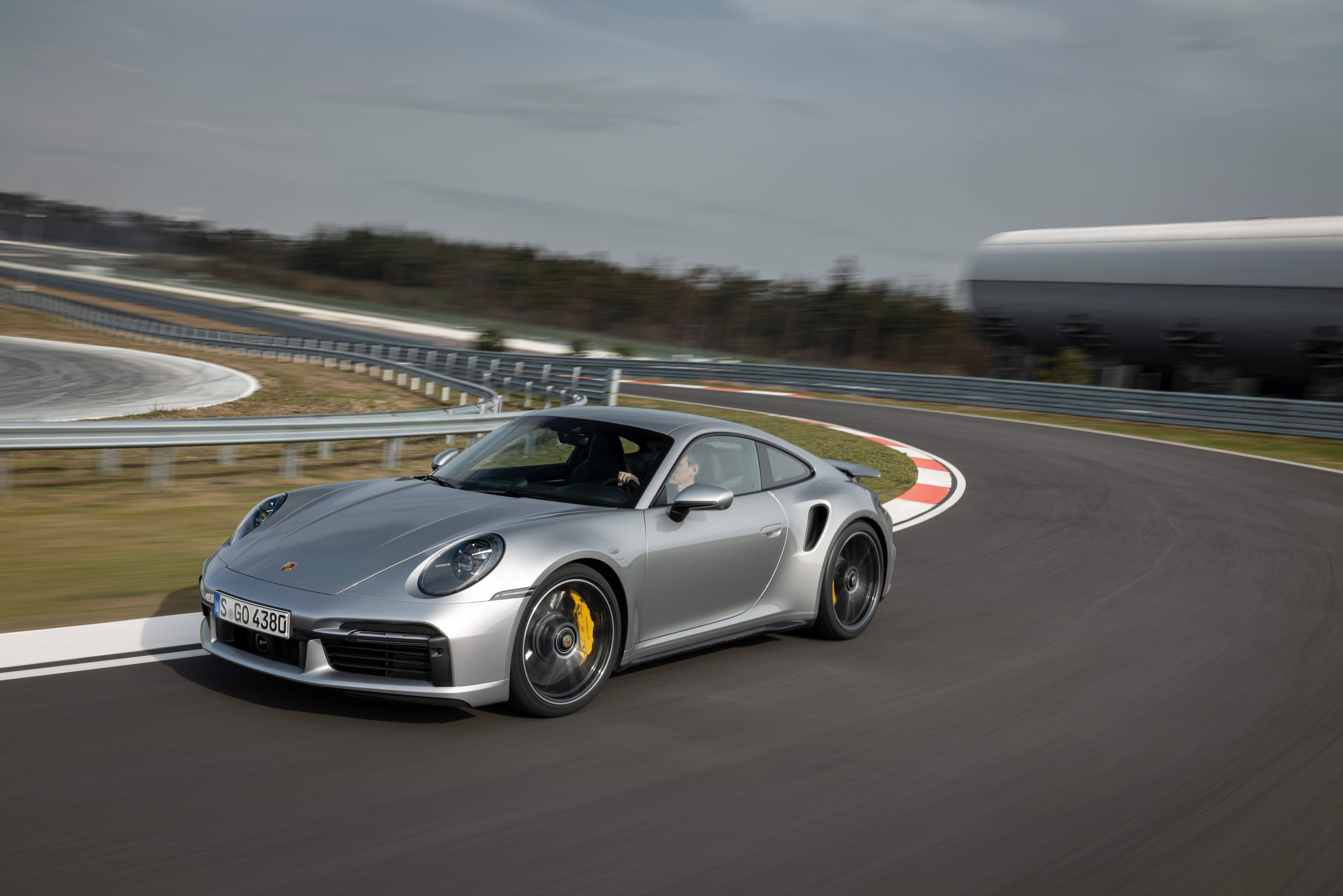 Mejor deportivo: PORSCHE 911
