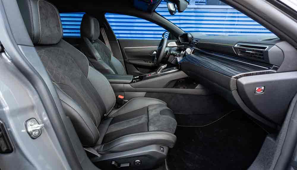 El Peugeot 508 PSE se beneficia de unos magníficos asientos deportivos. Foto Peugeot