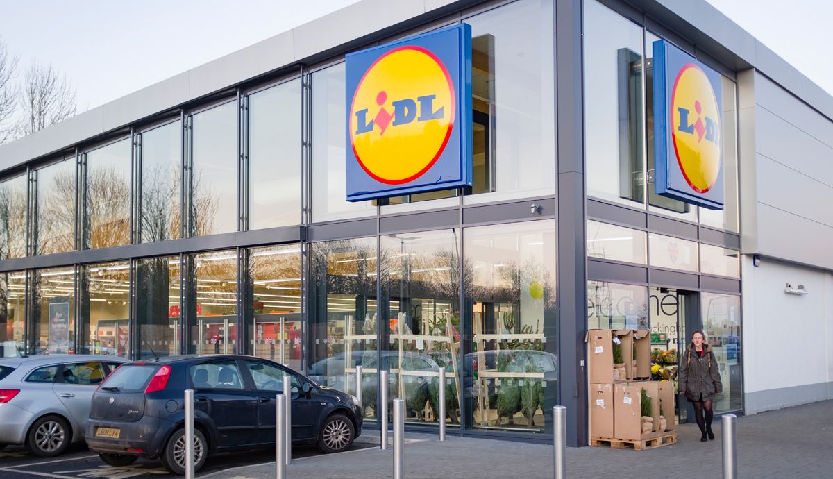 Compra de coches en el supermercado: Lidl se estrena con grandes ofertas.