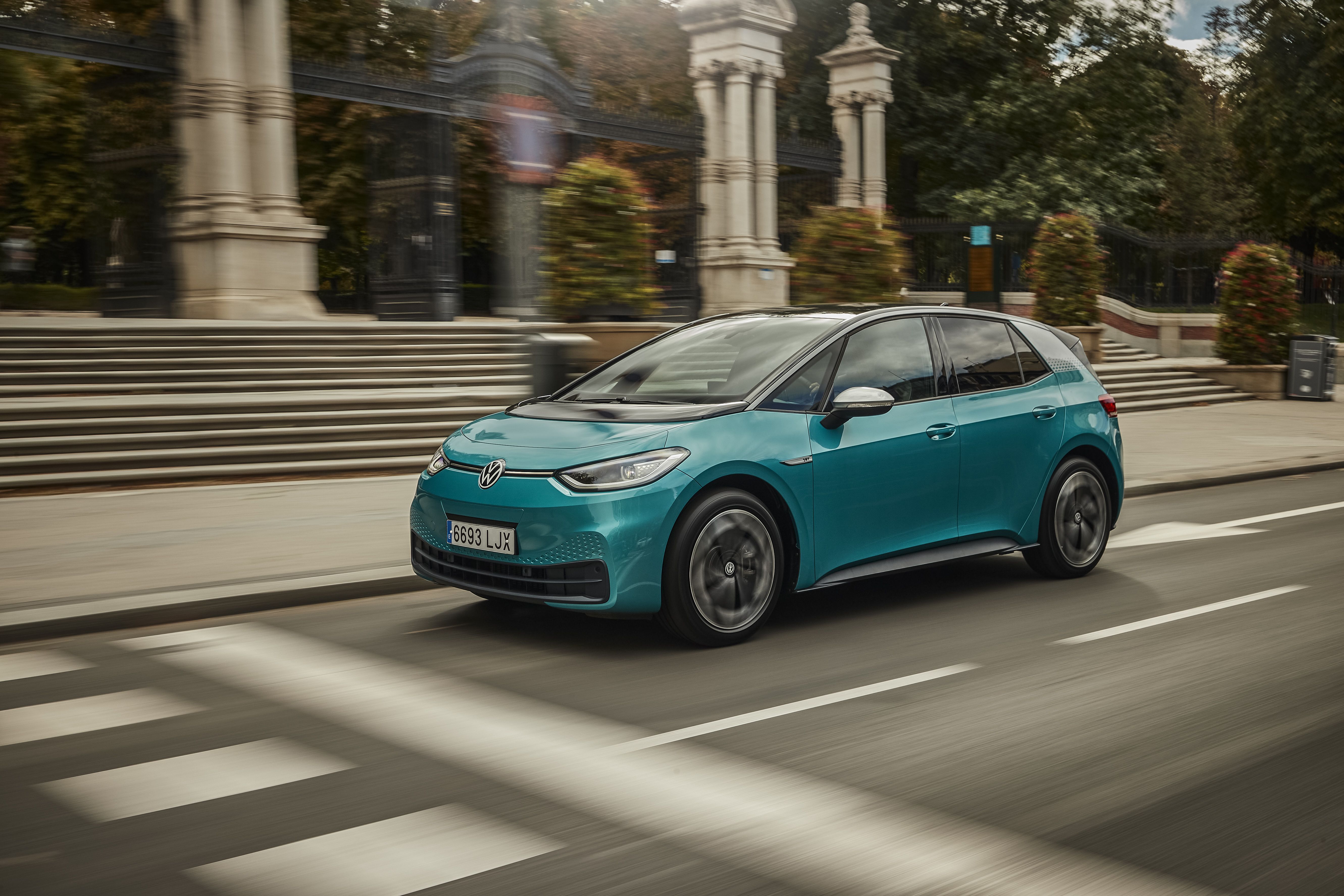 PREMIO AUTOPISTA.ES AL MEJOR VEHÍCULO ELÉCTRICO: VW I.D.3   
