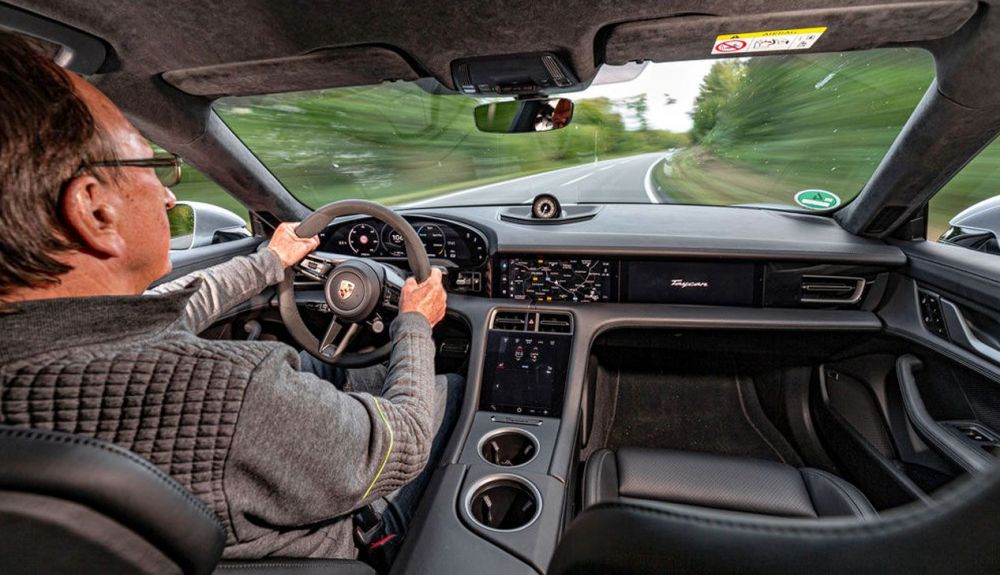 Al volante, las sensaciones del Porsche Taycan Turbo S son exquisitas Al volante, las sensaciones del Porsche Taycan Turbo S son exquisitas