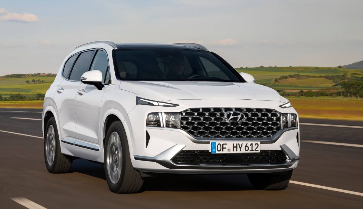 Hyundai Santa Fe 2021 con una oferta mecánica actualizada