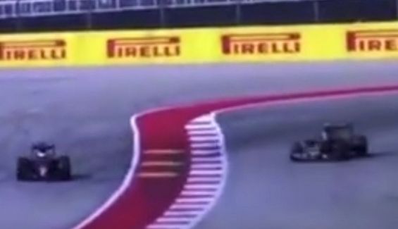 Cuando Alonso superó a Sainz en la carrea de Austin 2016 se salió de la pista