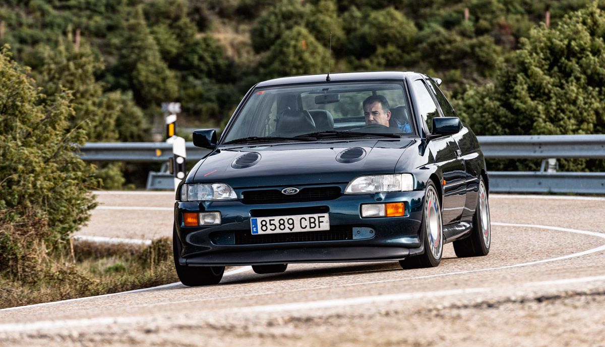 Ford Escort RS Cosworth.