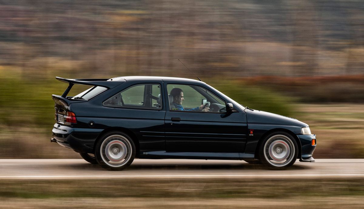 Ford Escort RS Cosworth.