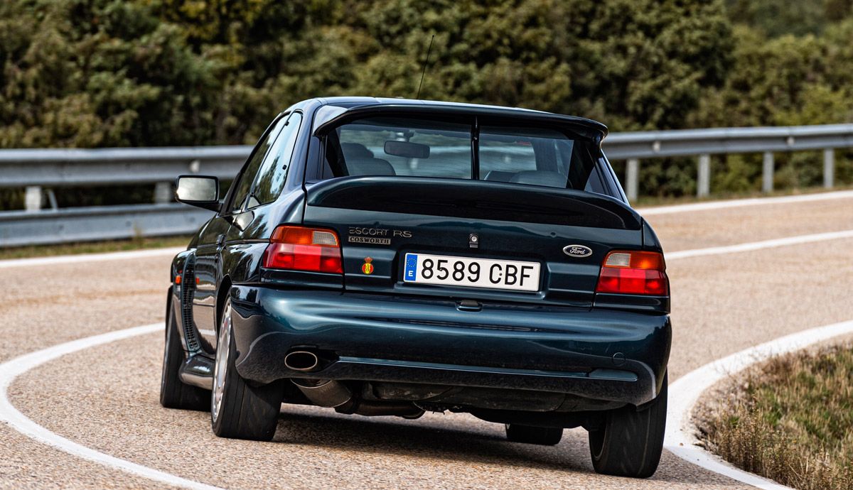 Ford Escort RS Cosworth.