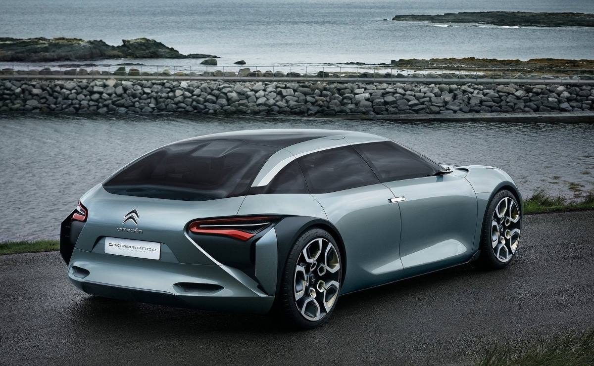 Vista posterior del Citroën CXperience Concept, que podrían inspirar al nuevo modelo