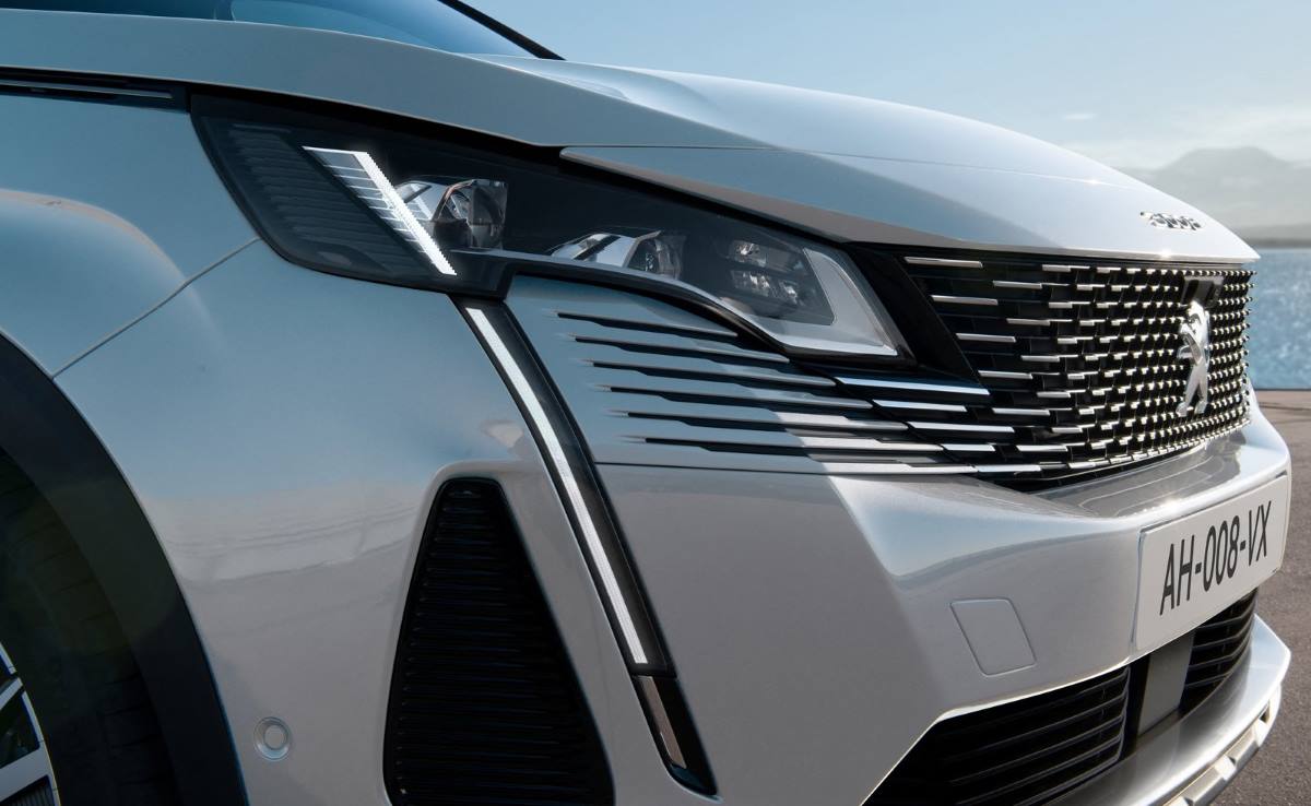 Peugeot 3008 2021 13