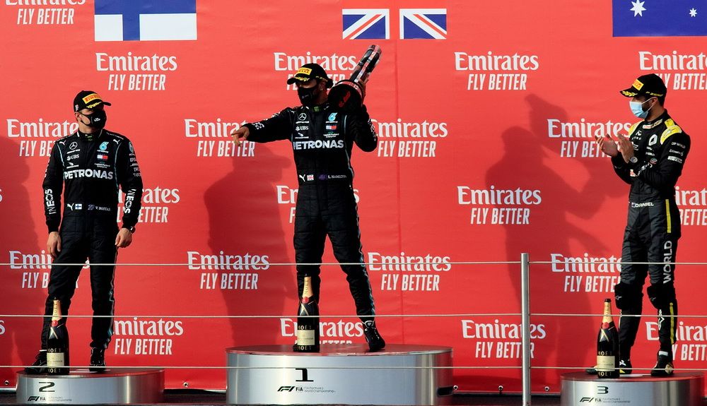 Podio del GP de Emilia Romagna 2020 con Hamilton (1º), Bottas (2º) y Ricciardo (3º)