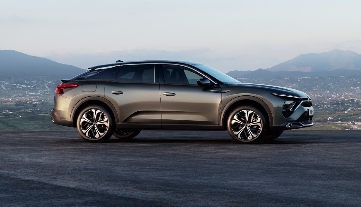 El nuevo Citroën C5 X es ya toda una realidad.