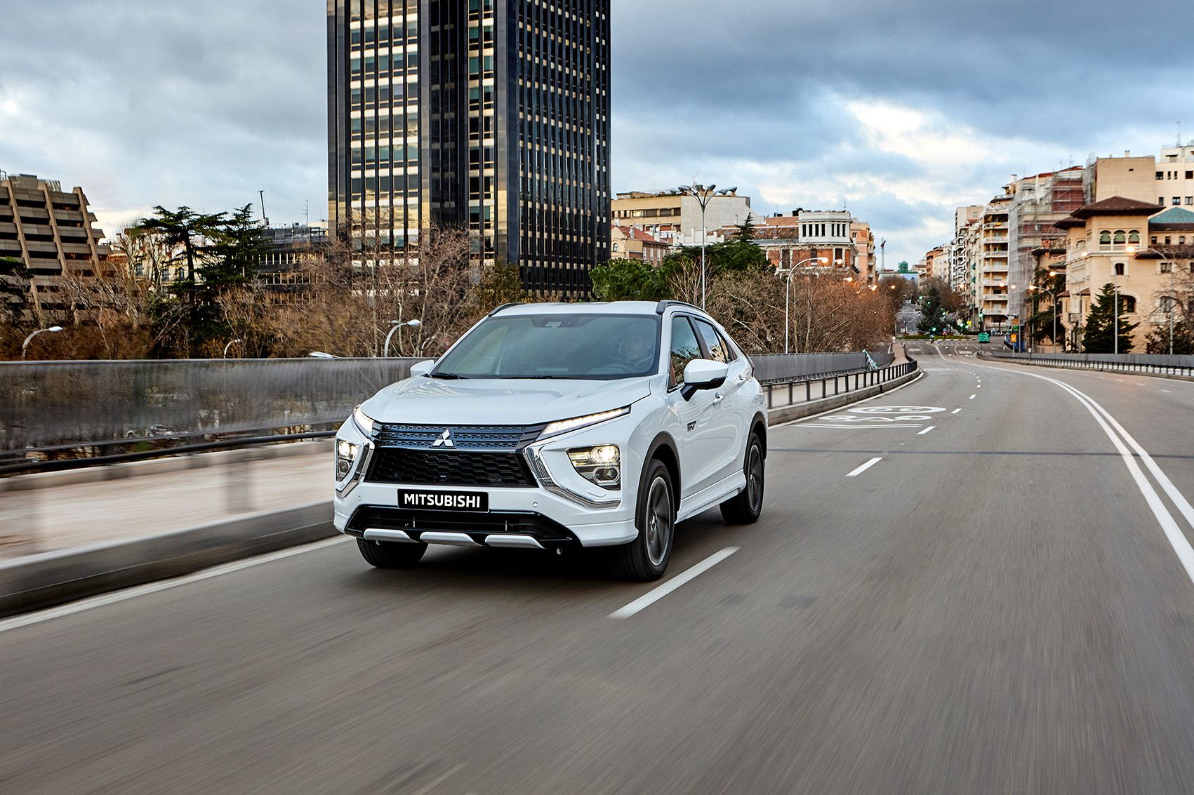 Mitsubishi Eclipse Cross PHEV 4WD 