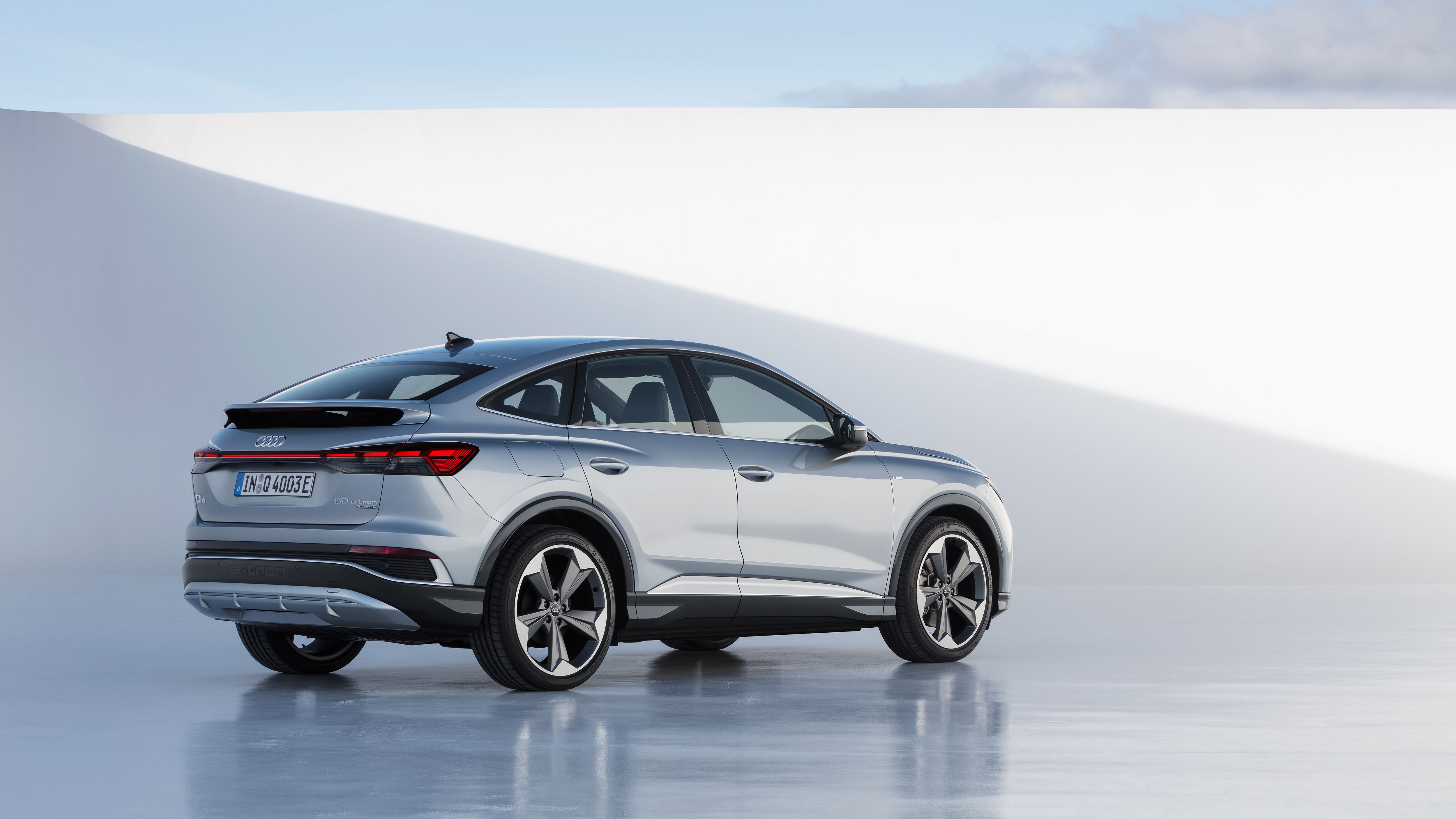 Audi Q4 e-tron 2021