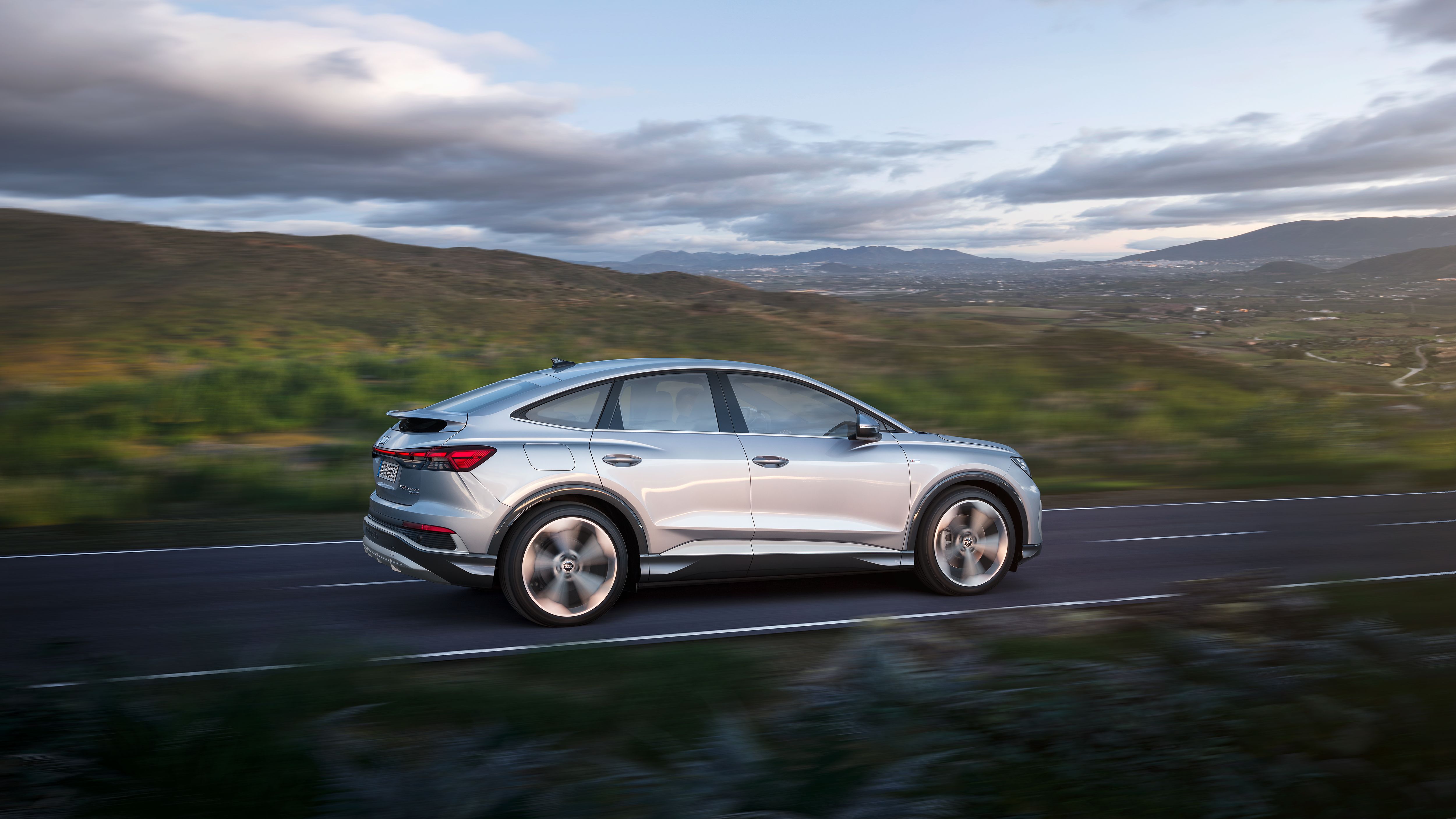 Audi Q4 e-tron 2021