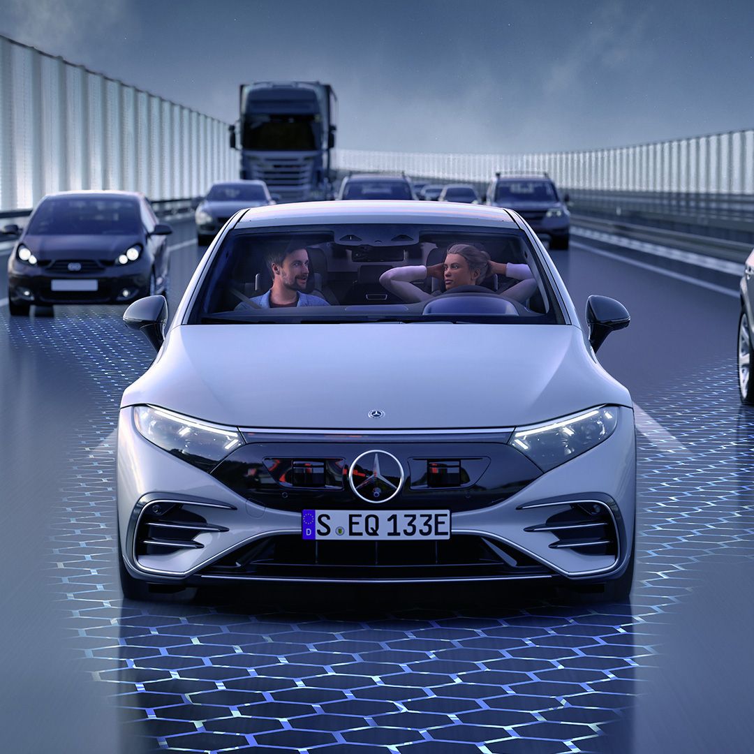 Mercedes EQS  (13)