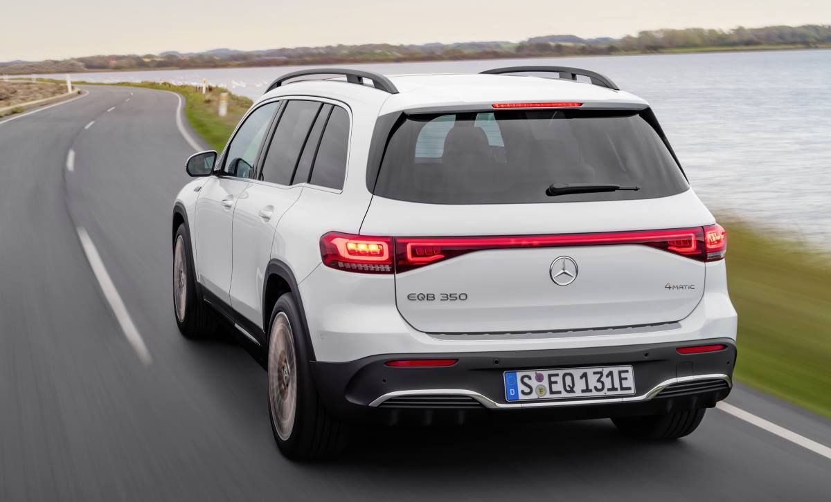 Mercedes EQB 2021 1