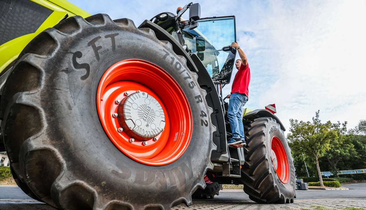 Un tractor Claas Xerion 5000 en Nürburgring