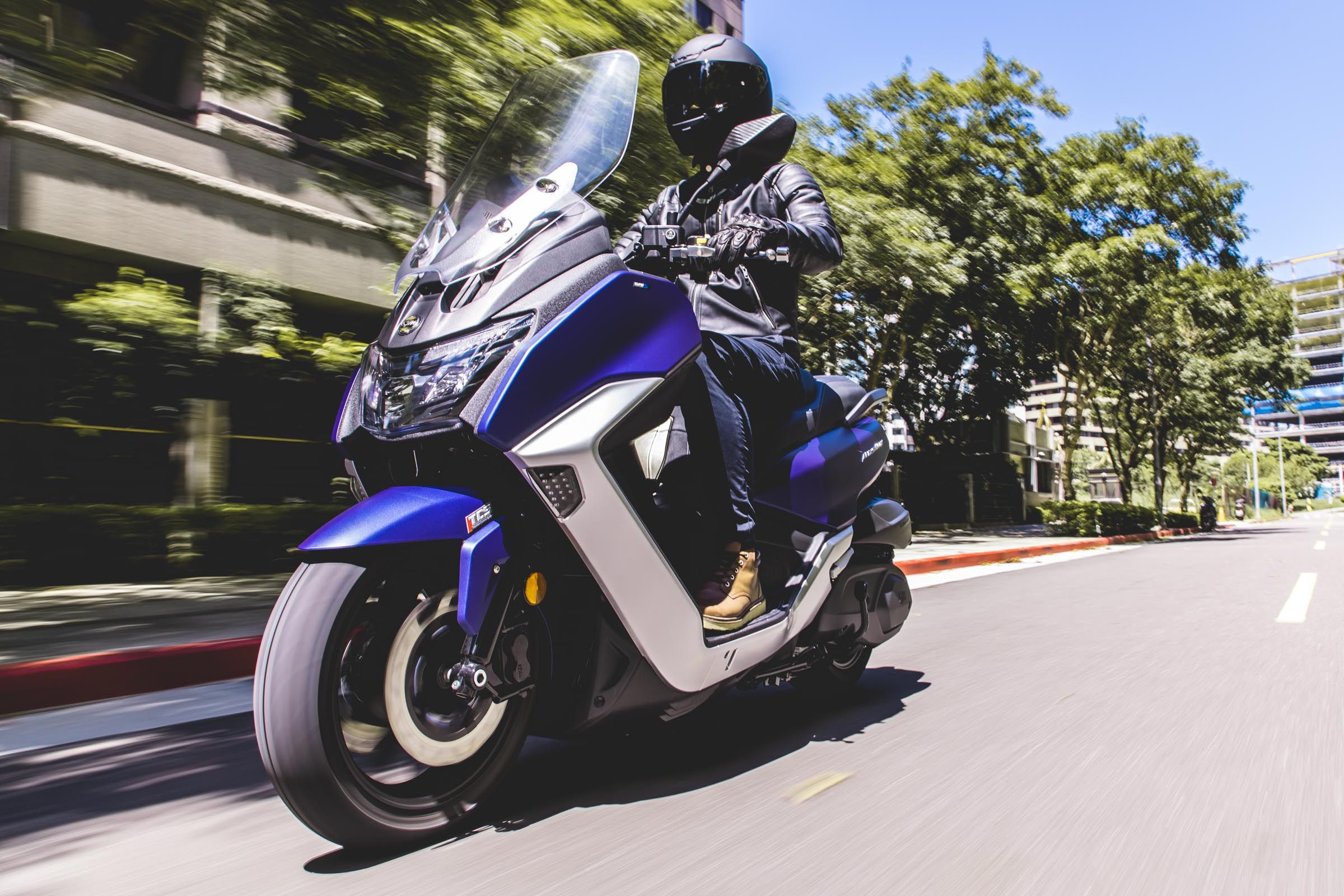 Nuevo SYM MAXSYM 400
