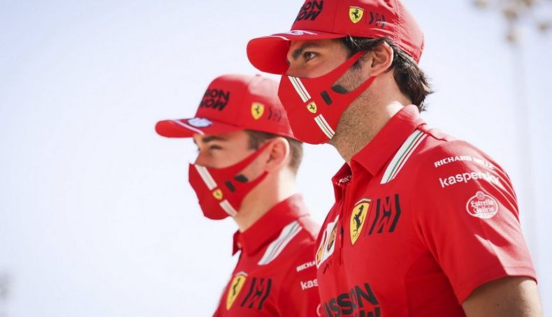 Los pilotos del equipo Ferrari en 2021, Charles Leclerc y Carlos Sainz