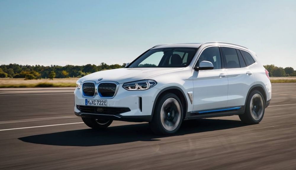 BMW iX3 BMW iX3