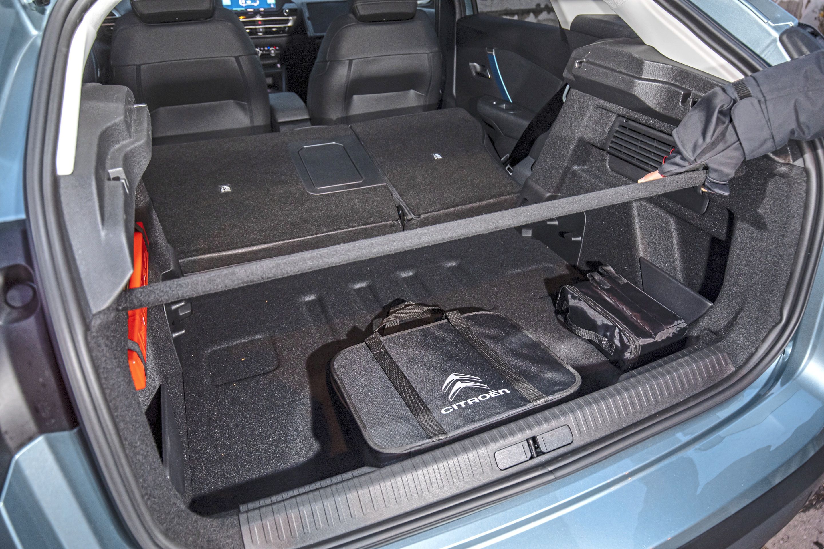 Citroën ë-C4 Shine 2021.