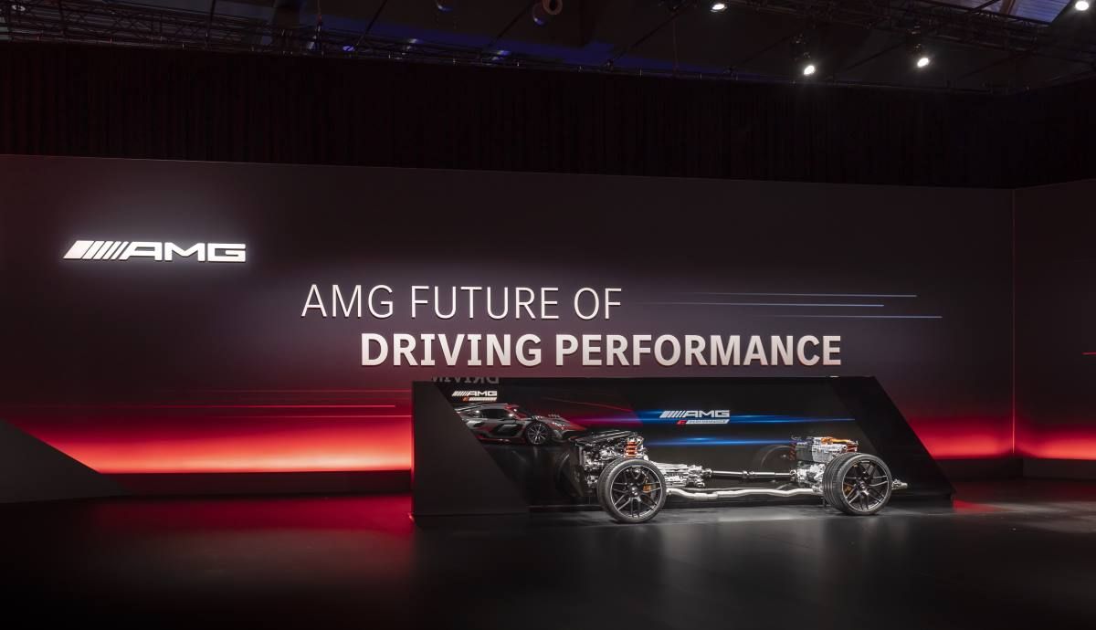 Mercedes AMG deportividad eficiente y pasional para el futuro