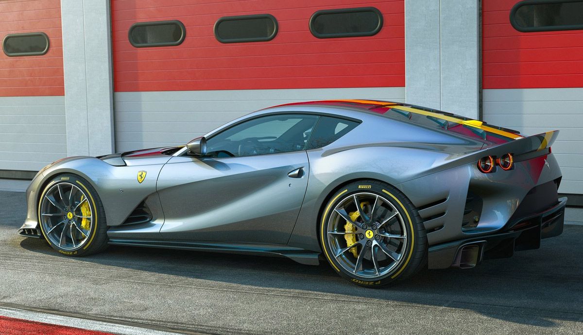 Ferrari 812 Competizione.