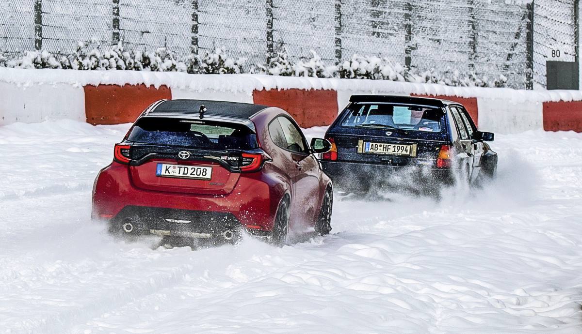 Lancia Delta HF Integrale Evo 2 vs Toyota GR Yaris