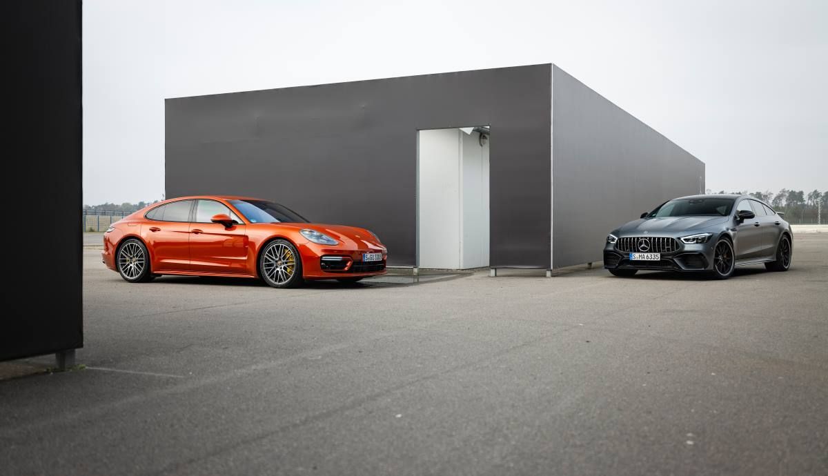 Porsche Panamera Turbo S vs Mercedes AMG GT 63 S 4p 5