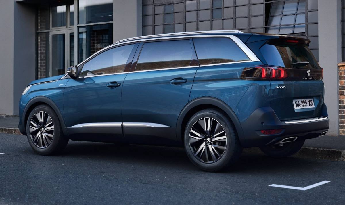 Peugeot 5008 2021 2