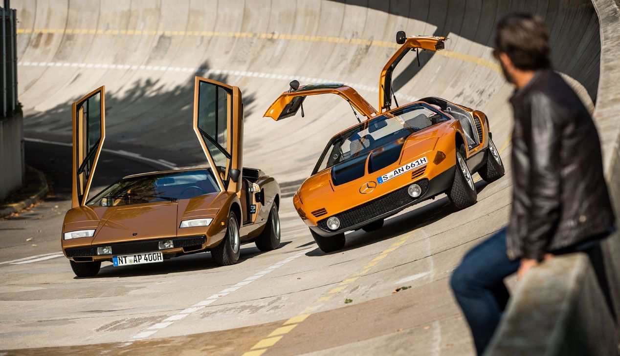 Lamborghini Countach vs Mercedes C111