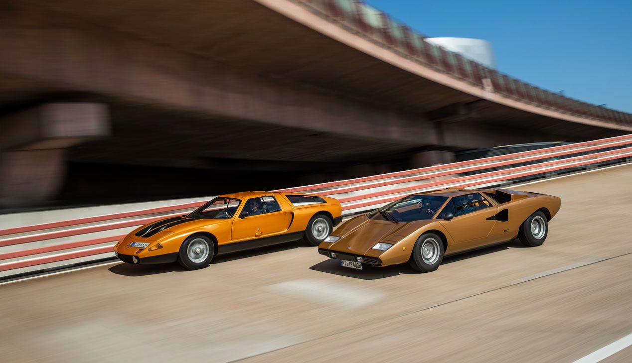 Lamborghini Countach vs Mercedes C111