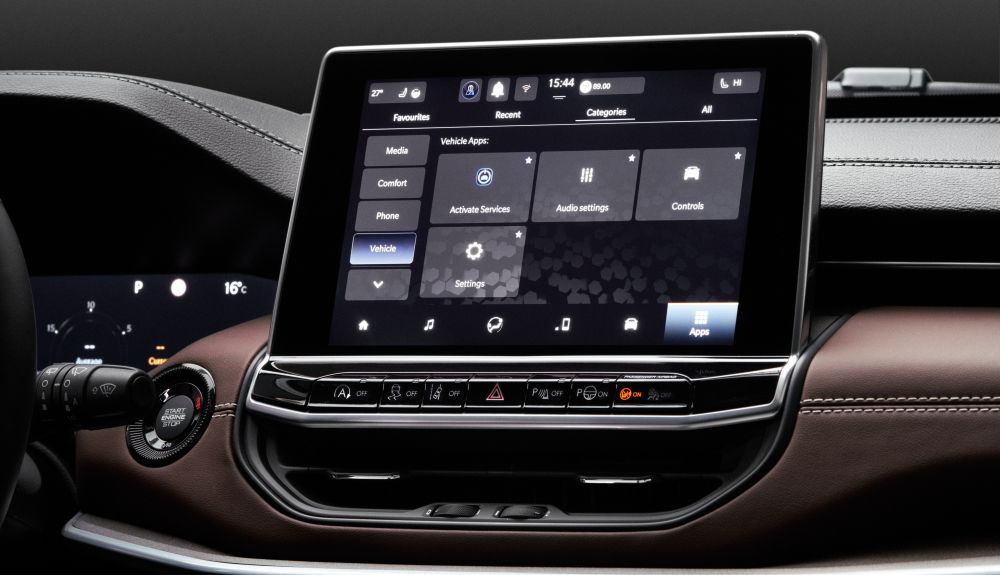 Jeep Compass 2021. Pantalla táctil de 10,1 pulgadas Jeep Compass 2021. Pantalla táctil de 10,1 pulgadas