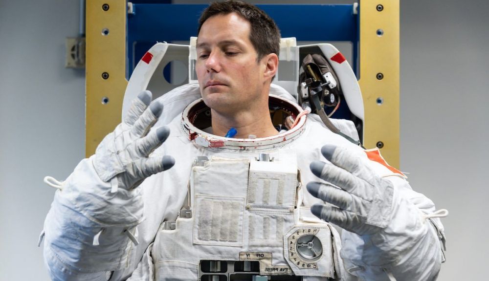 traje espacial 02 210514