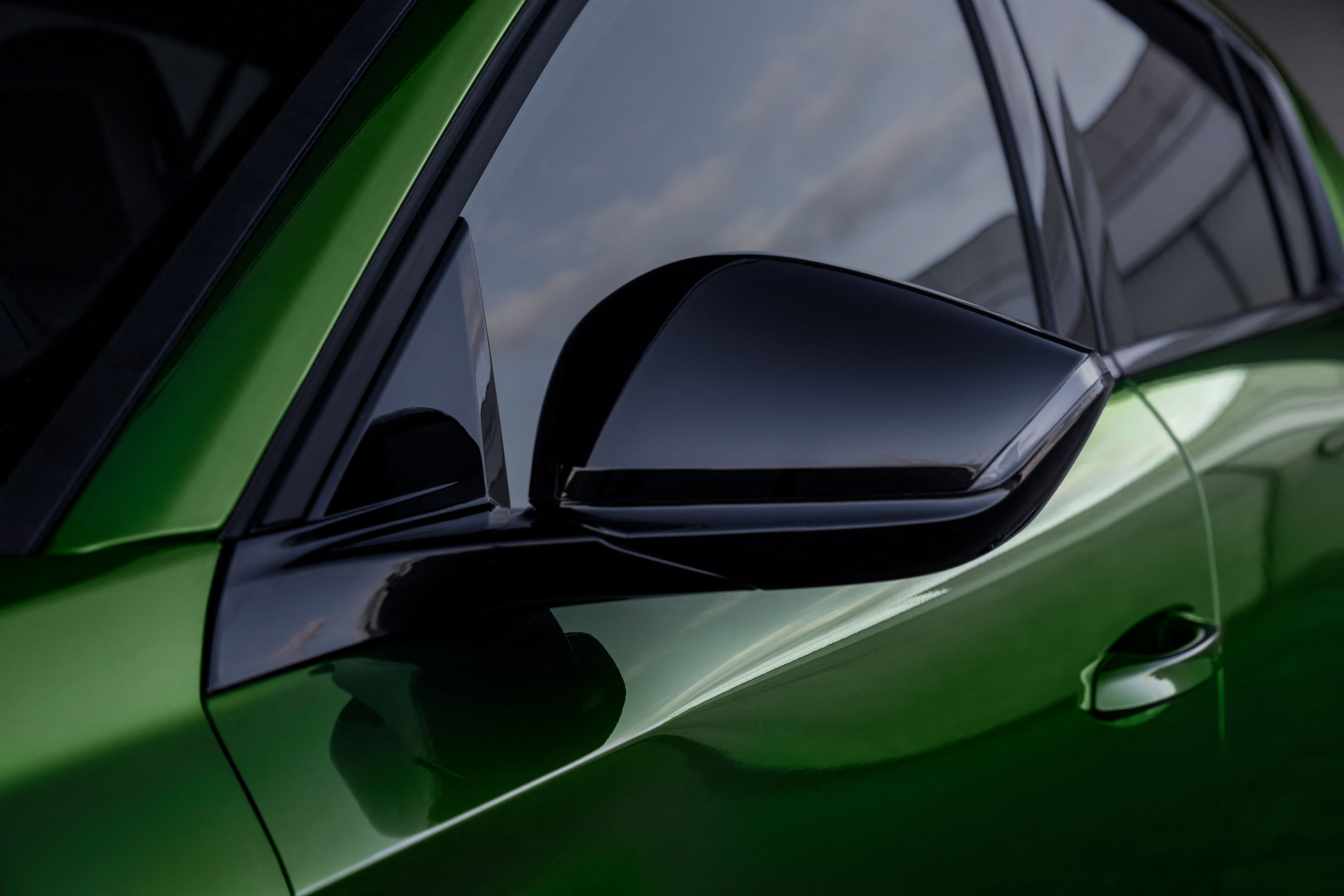 PEUGEOT 308PHEV 2103STYP 213