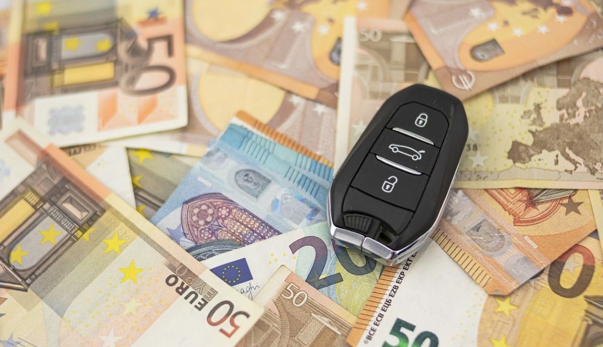 Opinión: con cada vehículo pagamos ya en impuestos ¡más de 1.000 € al año! Y subirá… 